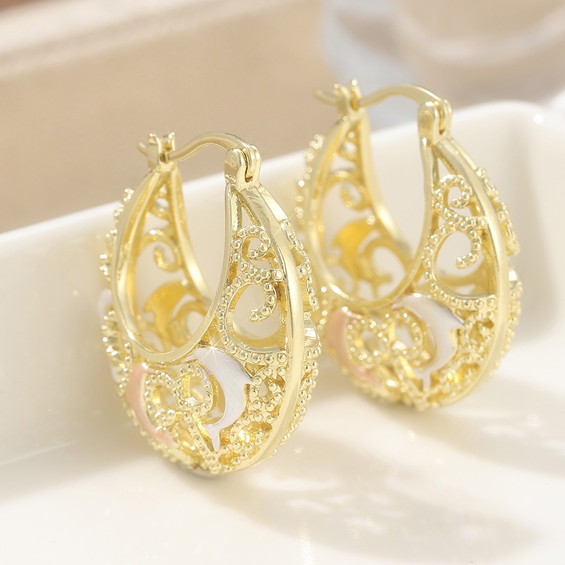 Women's Exquisite Retro Golden Hoop Earrings with Dolphin Patterns